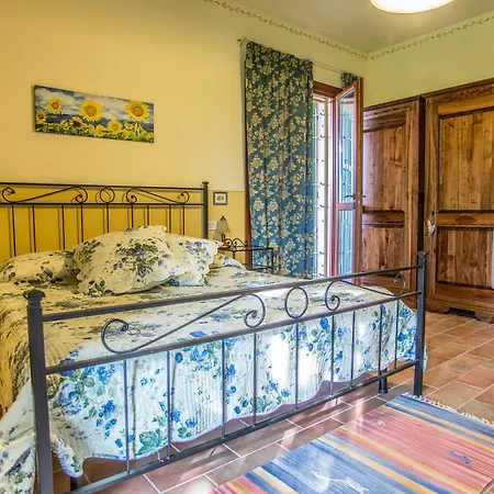 Фермерский дом Borgo San Giuliano