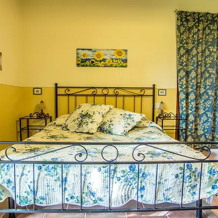 Borgo San Giuliano Фермерский дом *